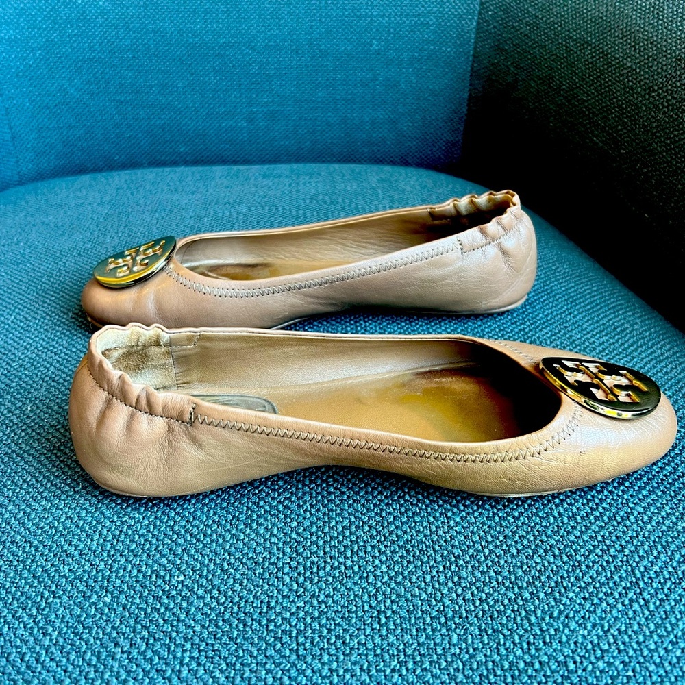 Tory burch flats.